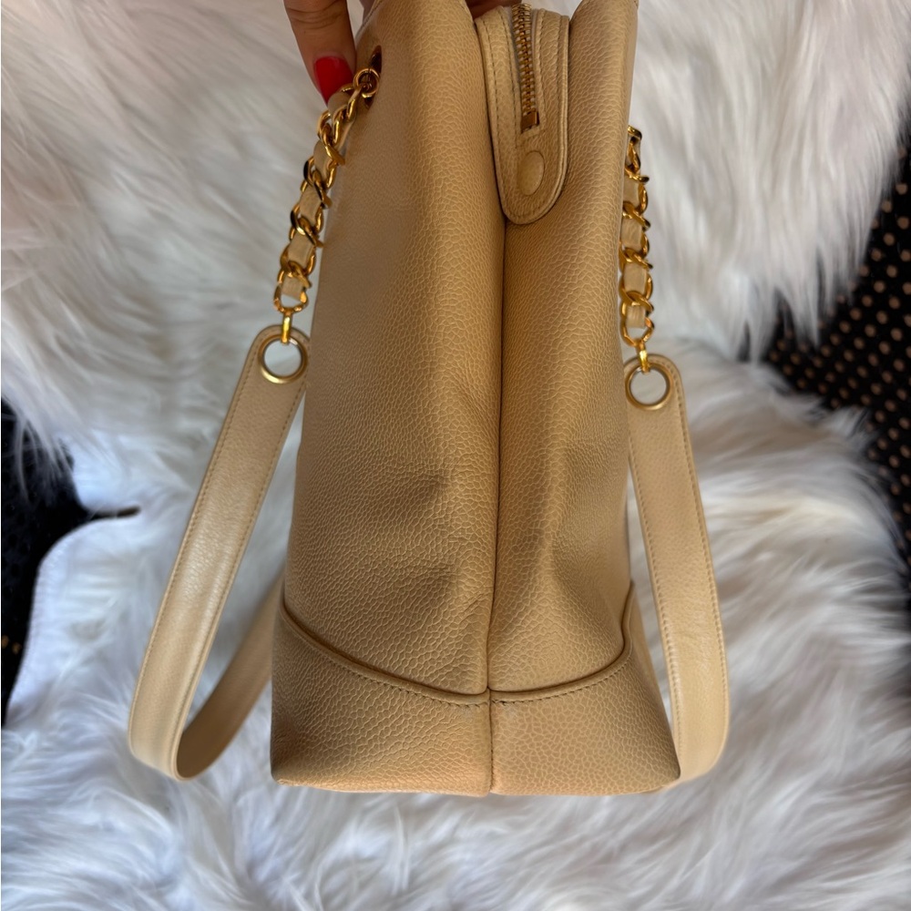 AUTHENTIC CHANEL beige caviar 24k gold vintage executive tote - Picture 6 of 16